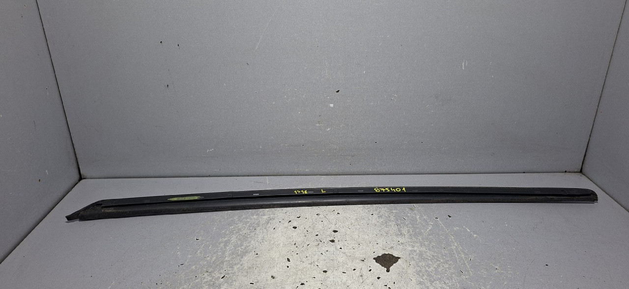 DIJELOVI LAJSNA AUDI A4 (B9) > 15-18 2.0 8W0854327C