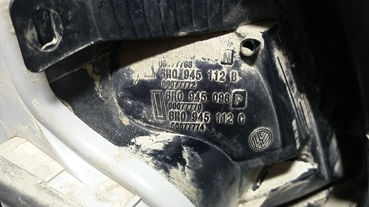 DIJELOVI STOP SVJETLO VW POLO > 09-14 6R0945112D