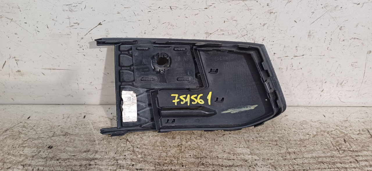 RESETKA BRANIKA AUDI A6 4K > 18- 4K0807151A