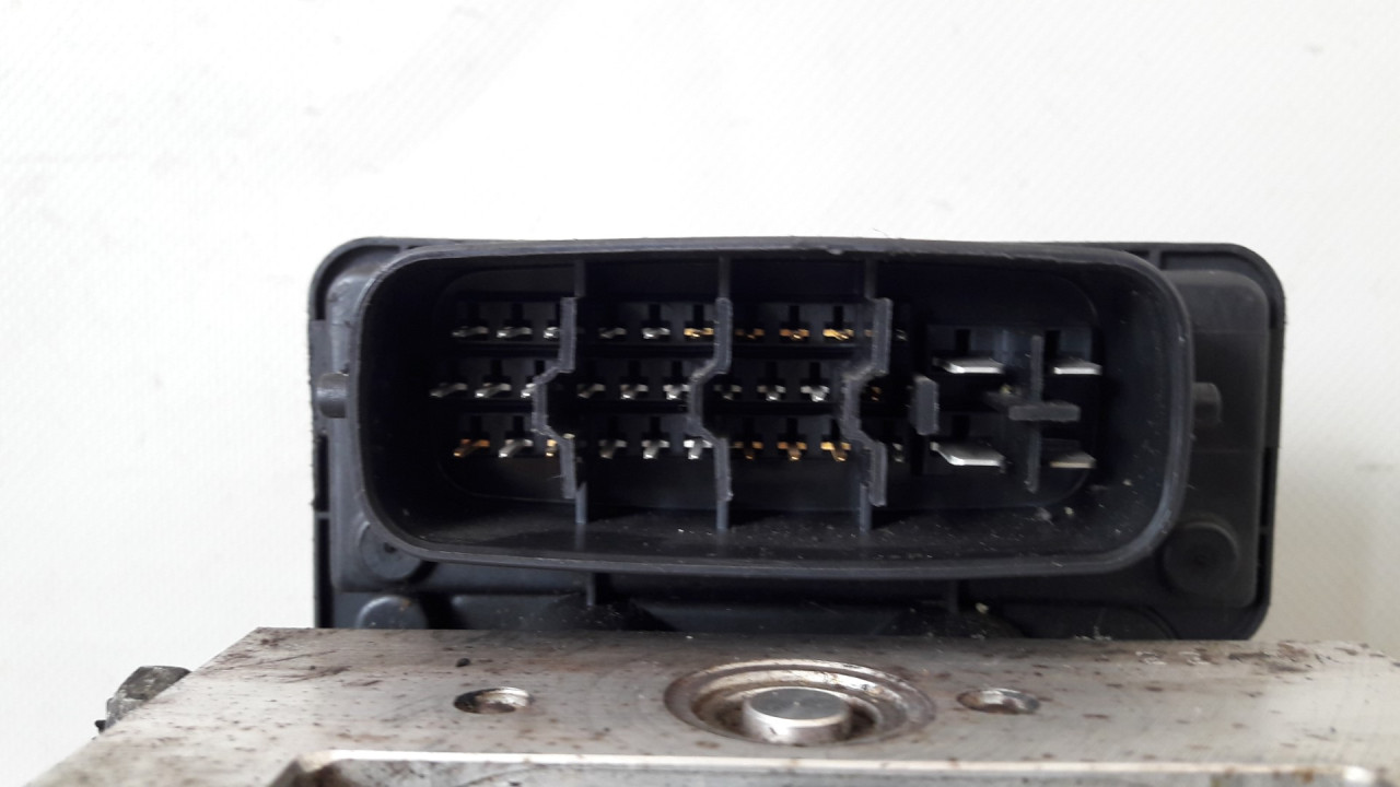 ABS ELEKTRONIKA TOYOTA YARIS VERSO > 00-03 895415110 44