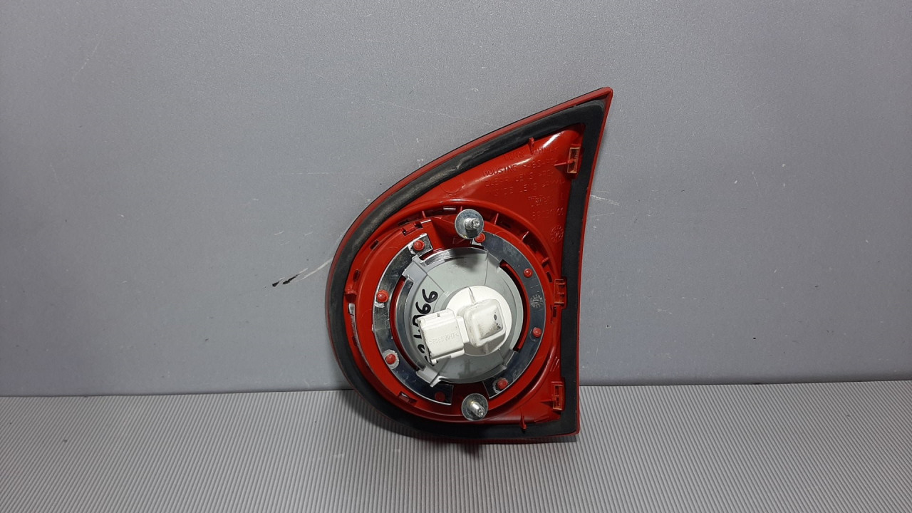 DIJELOVI STOP SVJETLO VW GOLF 5 > 03-08 1K6945093G