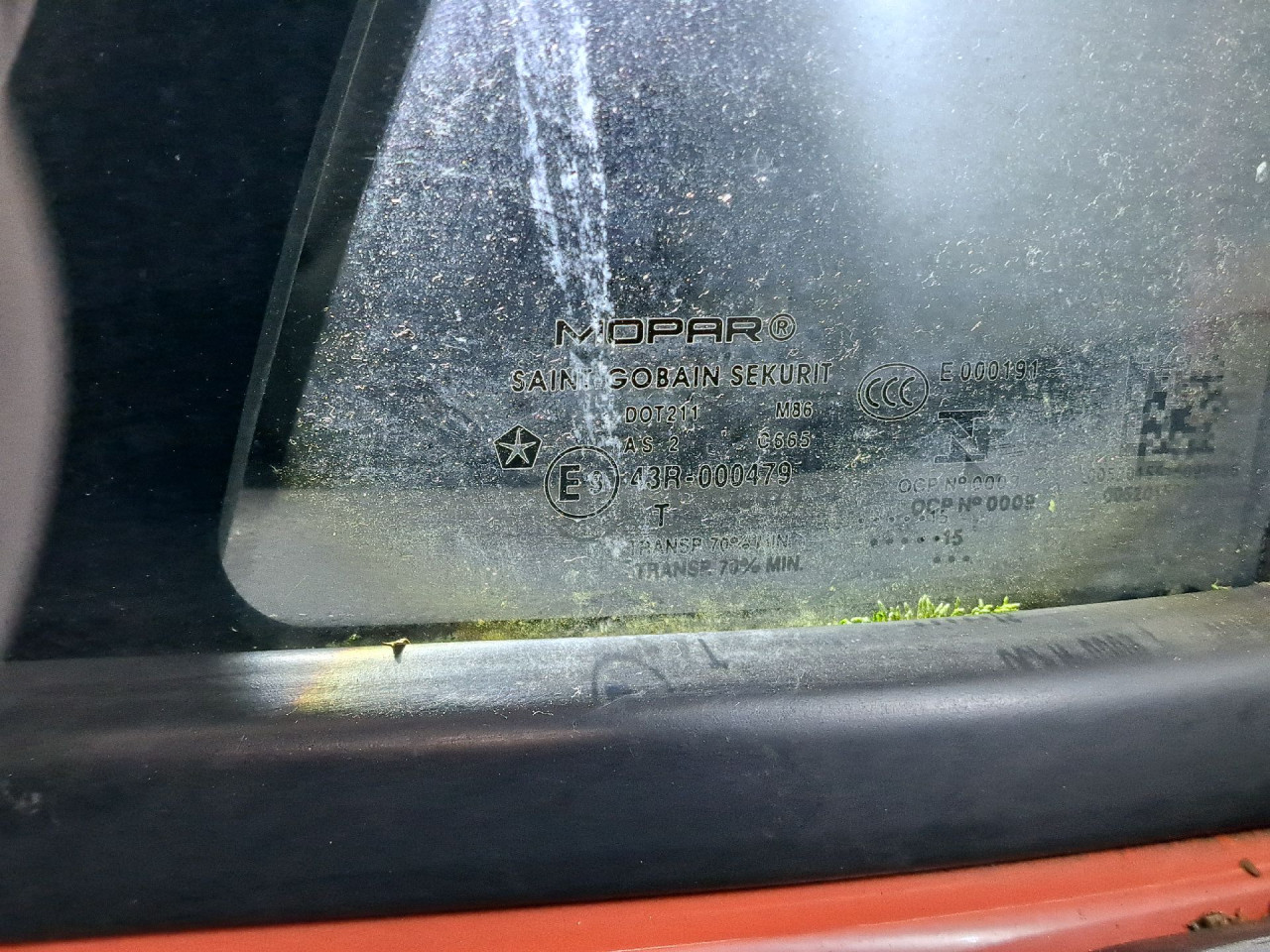 DIJELOVI STAKLO JEEP RENEGADE > 14-