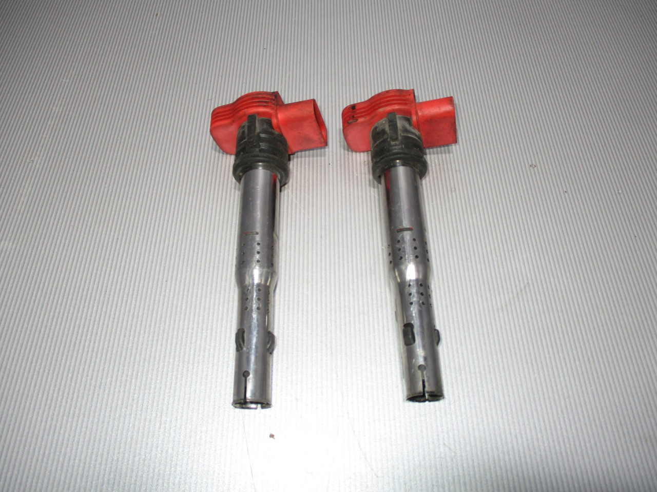DIJELOVI BOMBINA AUDI Q7 > 06-09 06E905115E