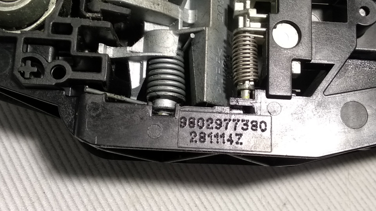 RUCKA VRATA PEUGEOT 308 > 13-17 9802977380