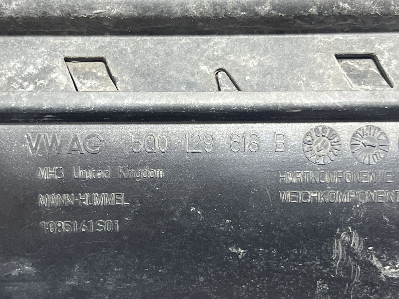 KUCISTE FILTERA ZRAKA VW GOLF 7 > 12-16 500129618B