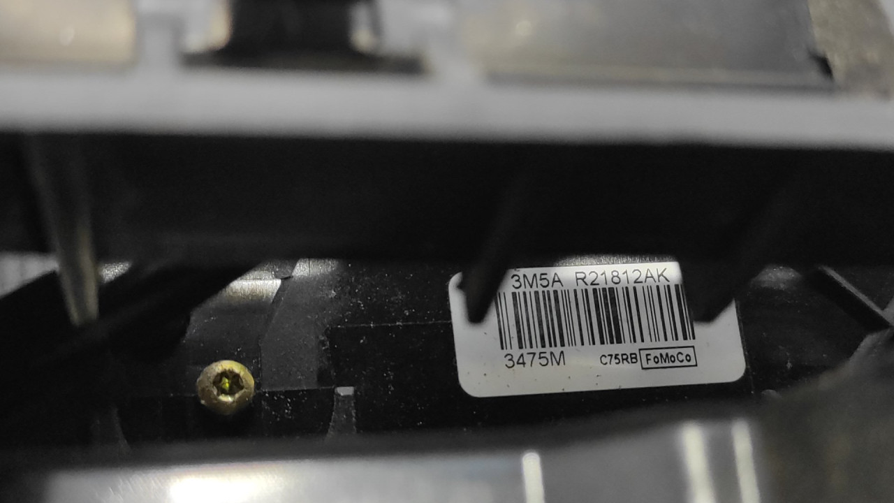 BRAVA VRATA FORD FOCUS > 05-07 3M5A21812AK