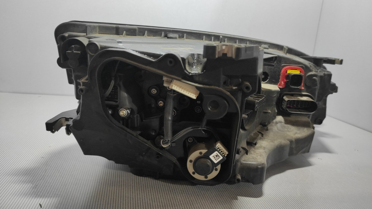 DIJELOVI FAR OSTECEN AUDI A7 > 16- 4G8941035