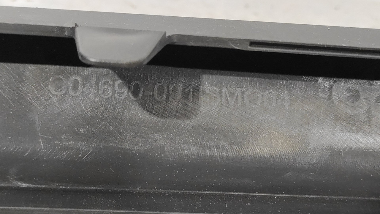 SPOJLER RENAULT FLUENCE > 10-12 C04690-091