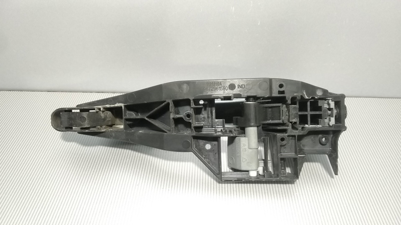 RUCKA VRATA PEUGEOT 207 > 06-09 9672961580