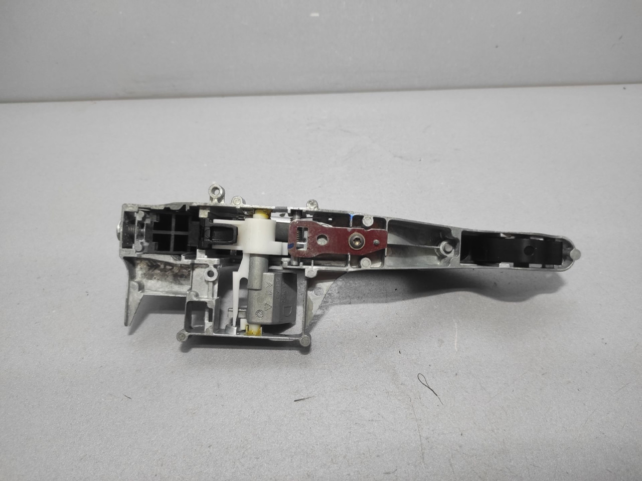 DIJELOVI RUCKA VRATA CITROEN C5 > 08-10 9680168580
