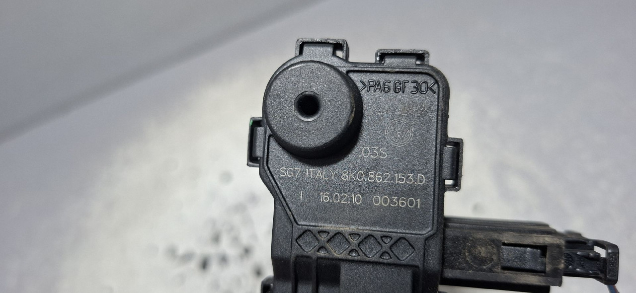 MOTORIC POKLOPCA REZERVOARA AUDI A5 (8T3/8F7) COUPE > 07-11 8K086