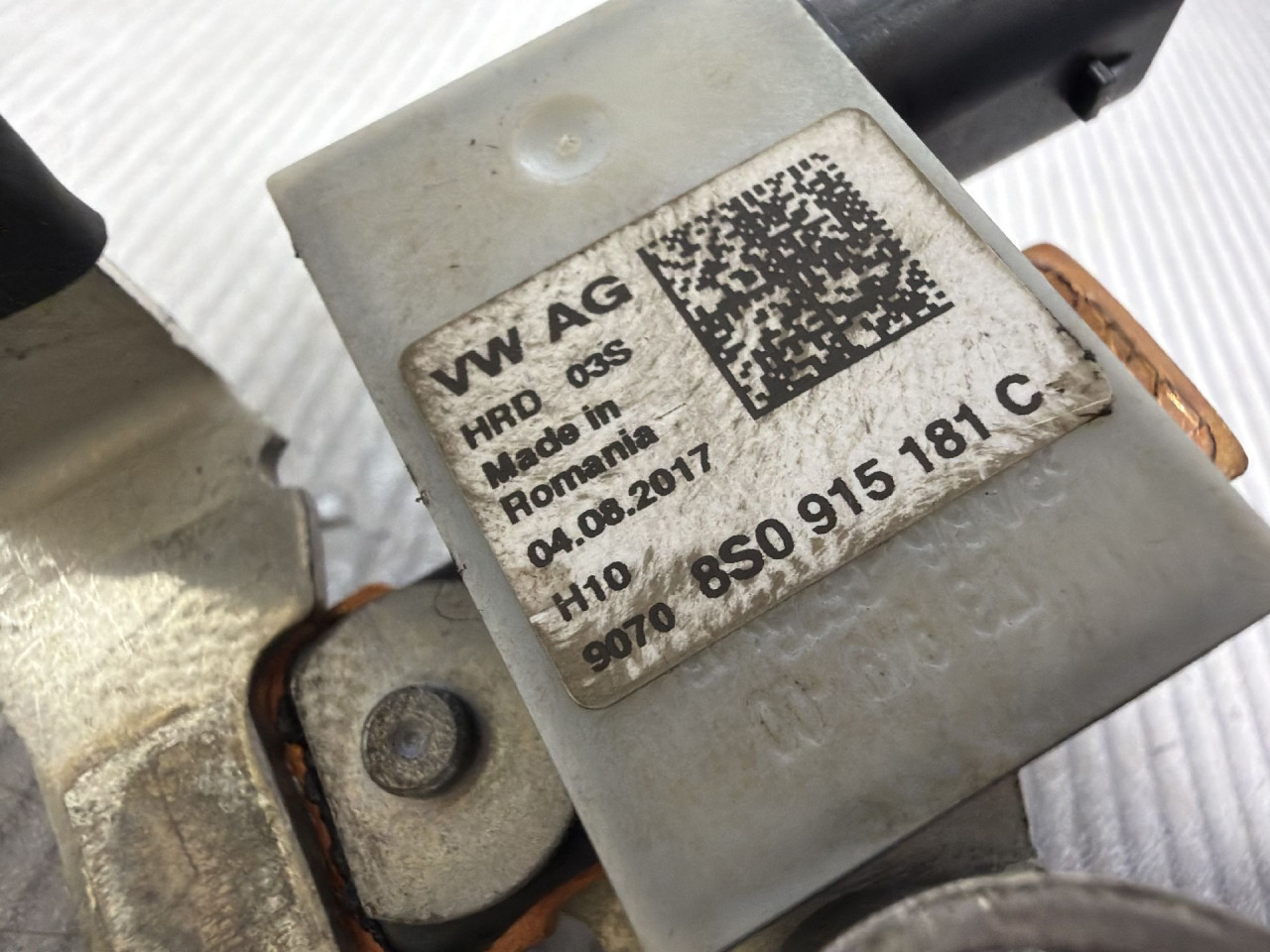 DIJELOVI KLEMA AUDI A4 (B9) > 15-18 2.0 8S0915181C
