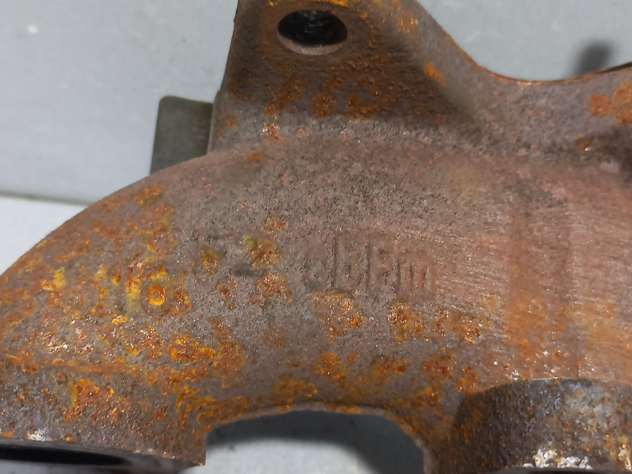 IZDUVNA GRANA NISSAN NV200/EVALIA > 09- 16F28BFM