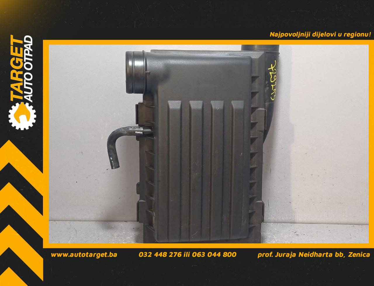 KUCISTE FILTERA ZRAKA SEAT LEON > 13-16 04E129611G