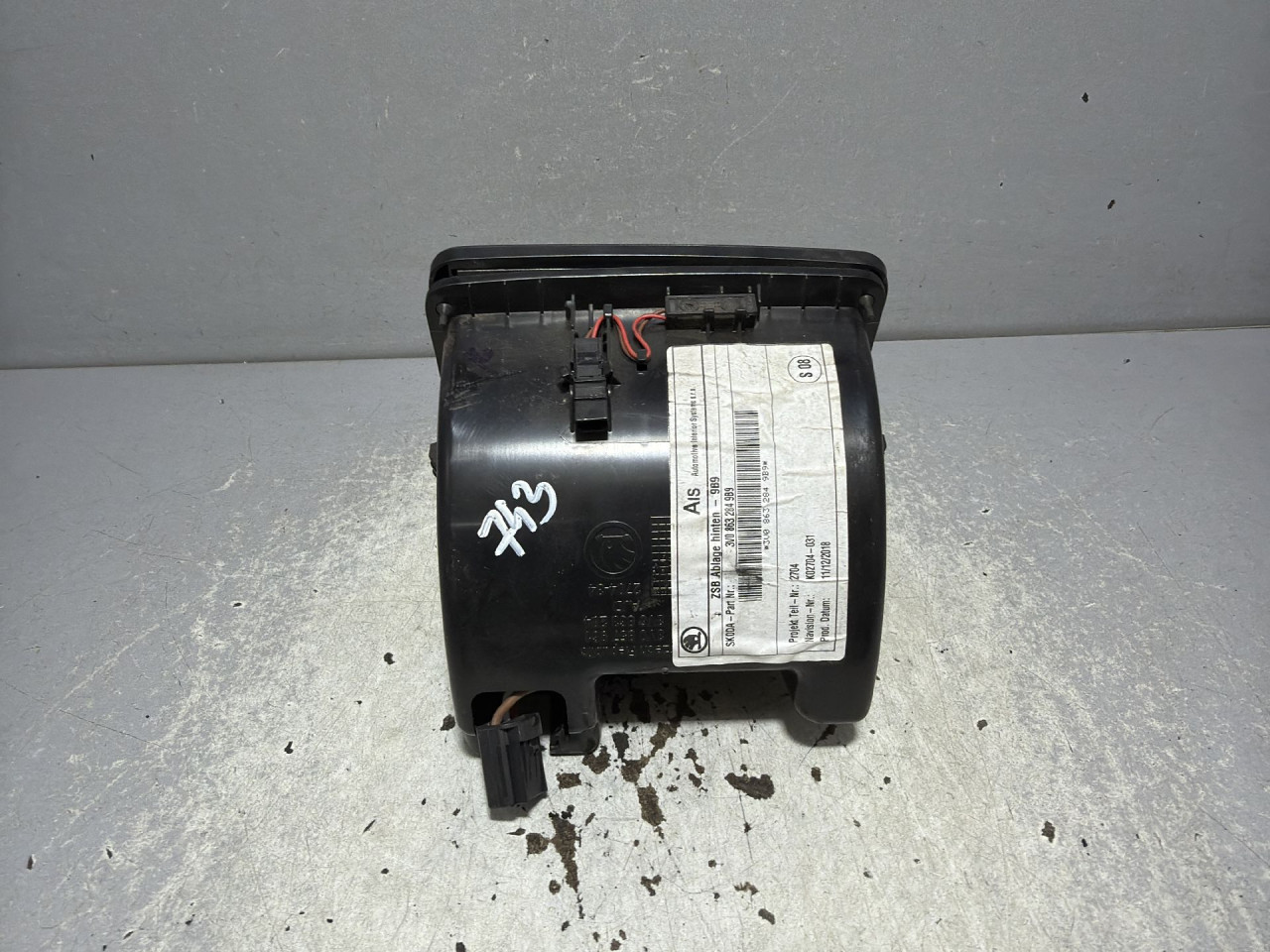 DIJELOVI PEPELJARA SKODA SUPERB > 19- 2.0 3V0857961
