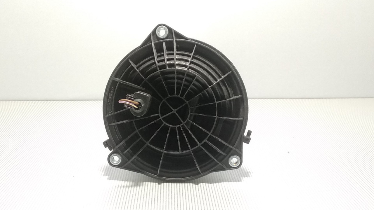 DIJELOVI ZADNJI ZNAK VW POLO > 09-14 6R6827469
