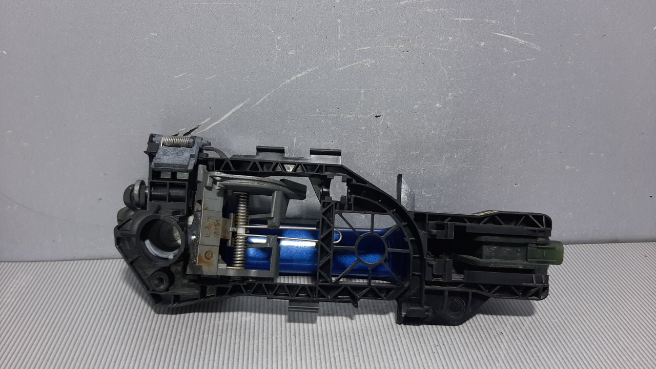 RUCKA VRATA VW PASSAT B7 > 10-14 3C0837885J
