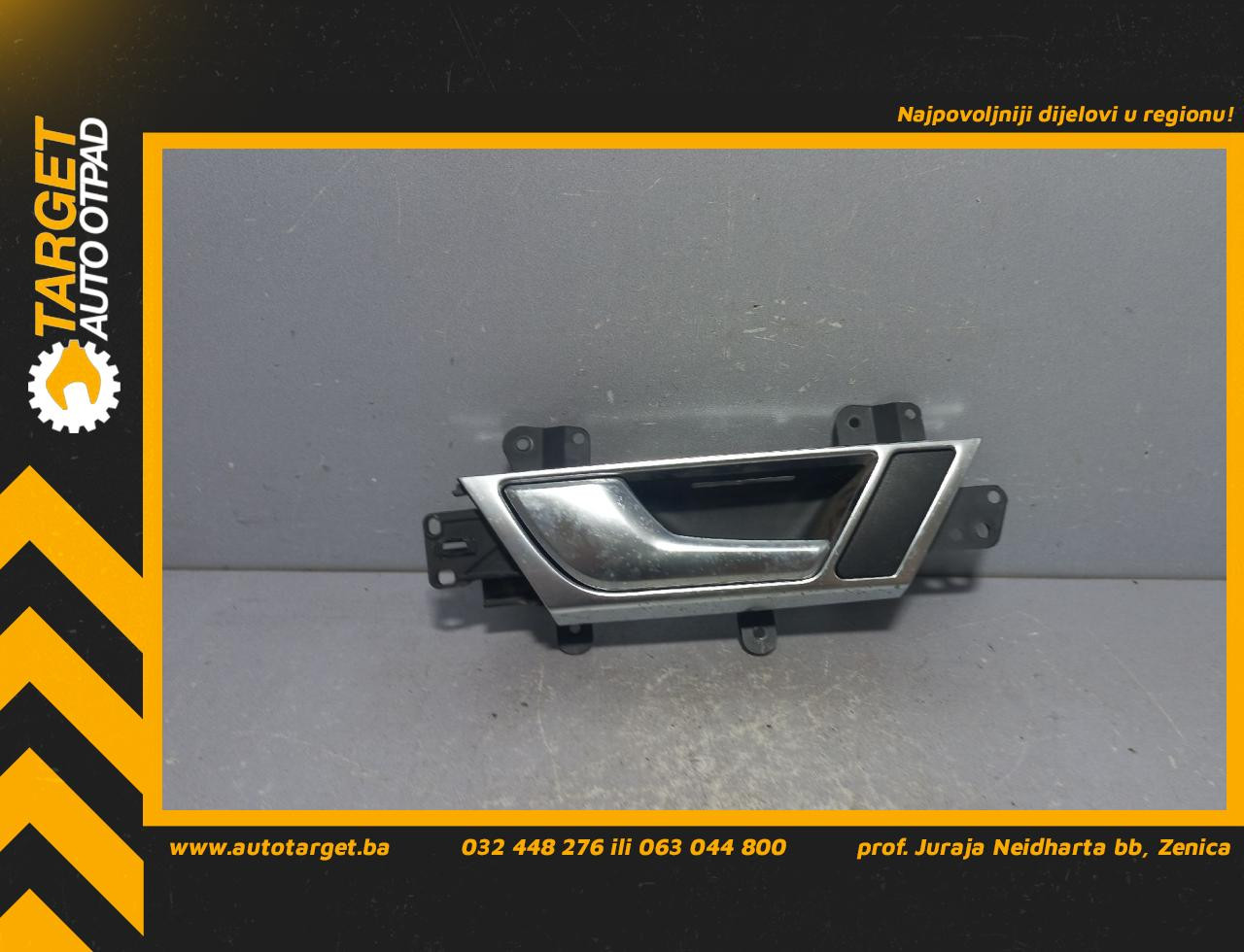 DIJELOVI UNUTRASNJA RUCKA VRATA AUDI A6 > 04-08 2.4 4F0839019D