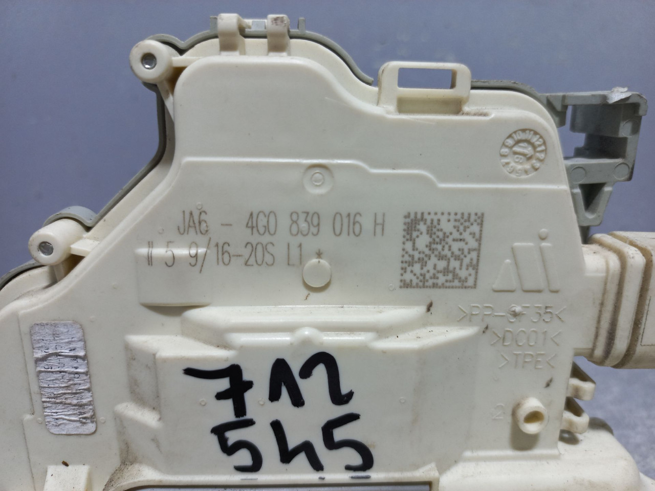 BRAVA VRATA AUDI A4 (B9) > 15-18 4G0839016H