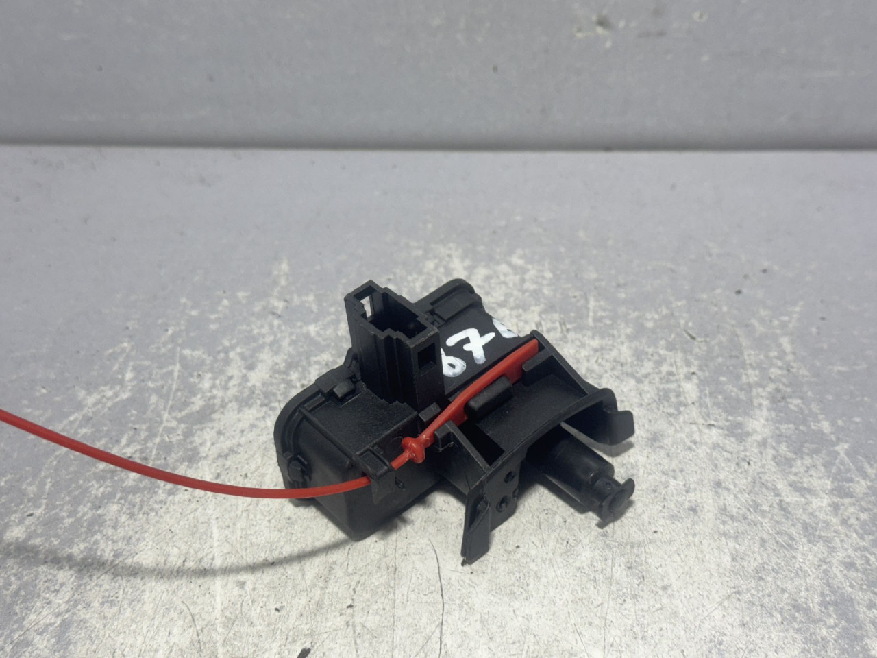 MOTORIC POKLOPCA REZERVOARA AUDI A5 (8T) SPORTBACK > 11