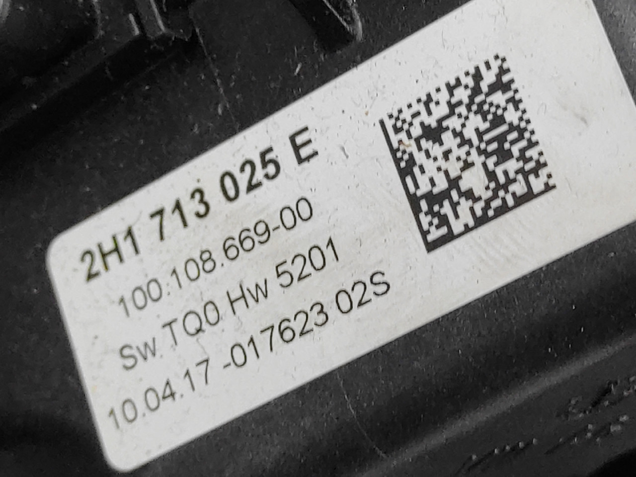DIJELOVI SALTEBLA VW AMAROK > 16-18 2H1713025E