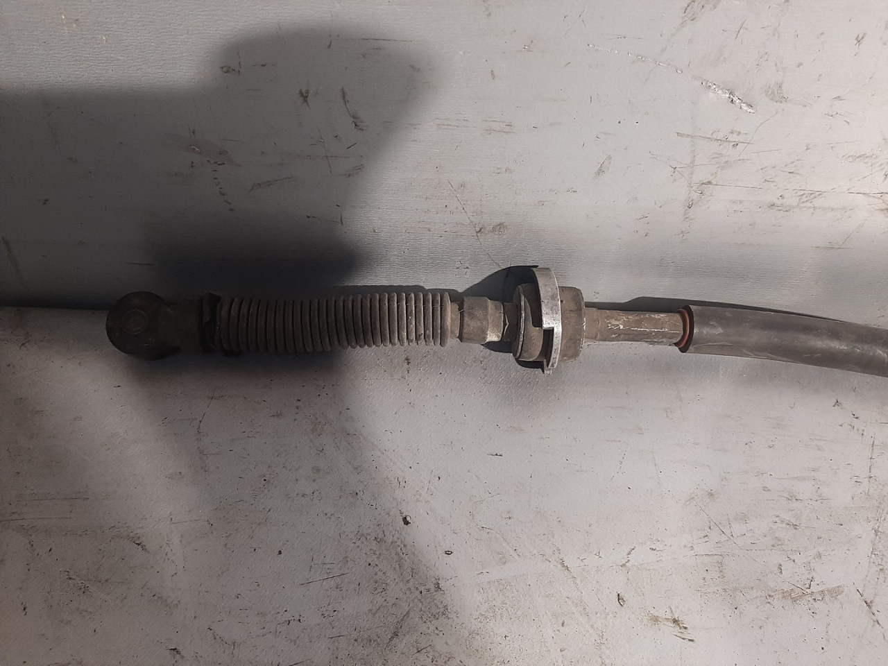 DIJELOVI SALTEBLA AUDI A6 > 97-01 4B0713041
