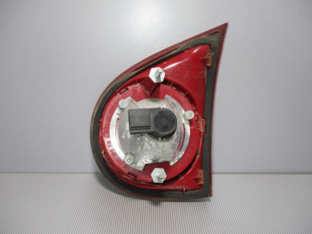 STOP SVJETLO VW GOLF 5 > 03-08 VW036015 1K6945093E