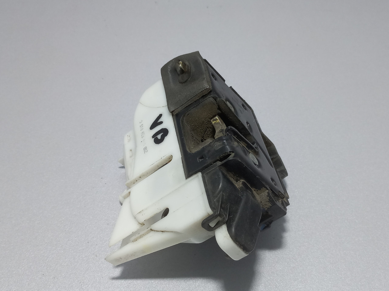 DIJELOVI BRAVA VRATA VW POLO > 01-05 1HM862153A