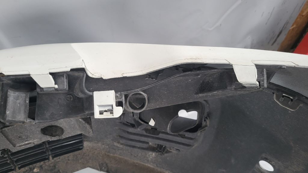 DIJELOVI BRANIK CITROEN BERLINGO > 18- 9816768080