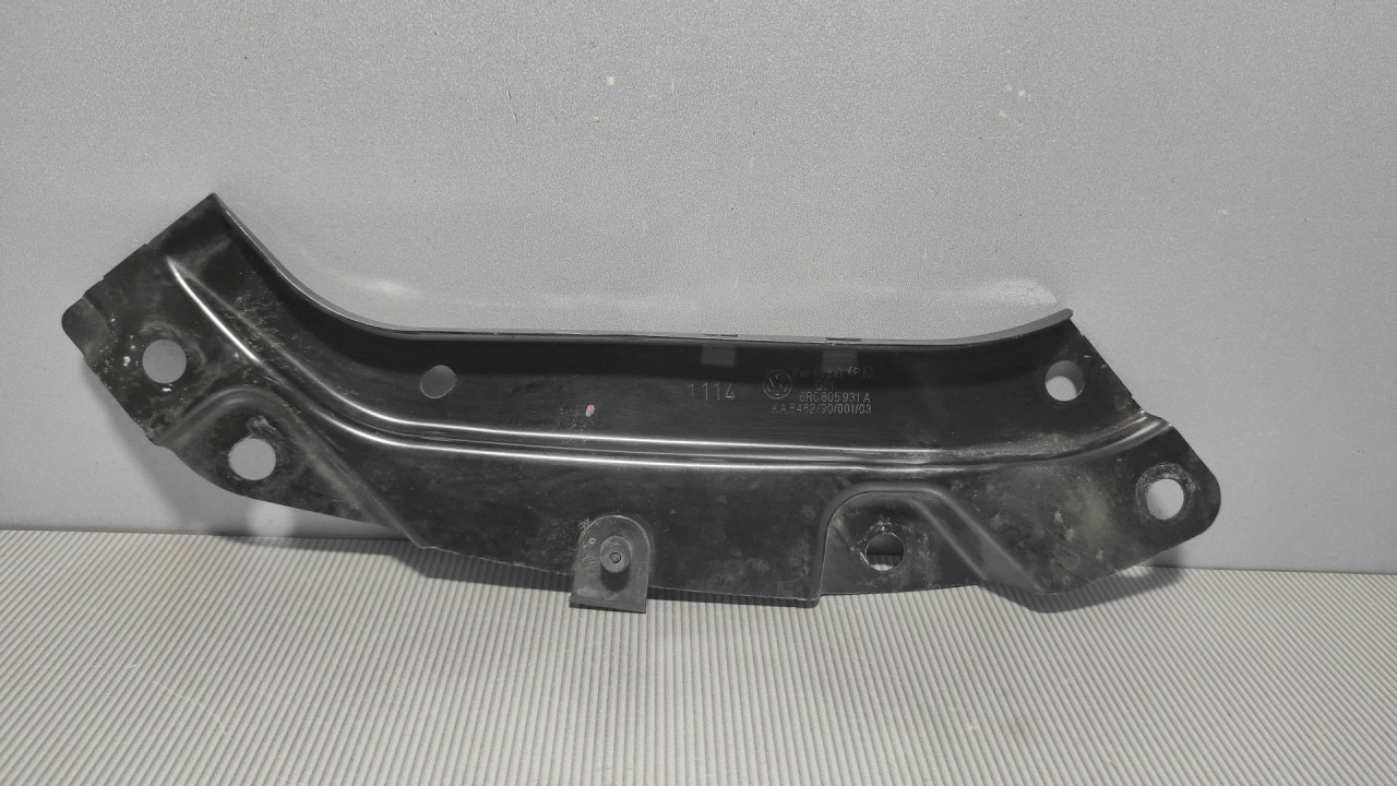 DIJELOVI NOSAC FARA VW POLO > 09-14 6R0805931A