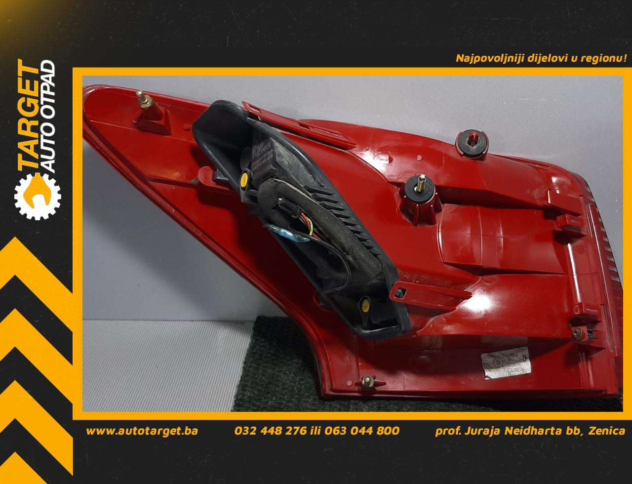 DIJELOVI STOP SVJETLO PEUGEOT 407 > 04-07 9641948680