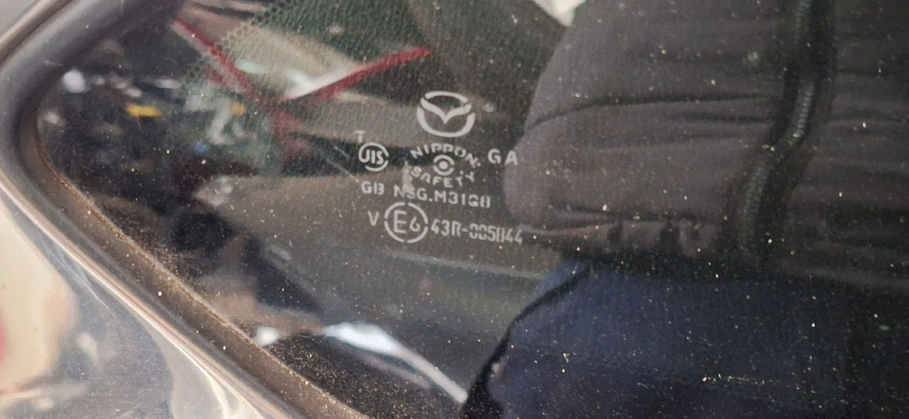 DIJELOVI STAKLO MAZDA 6 > 18-