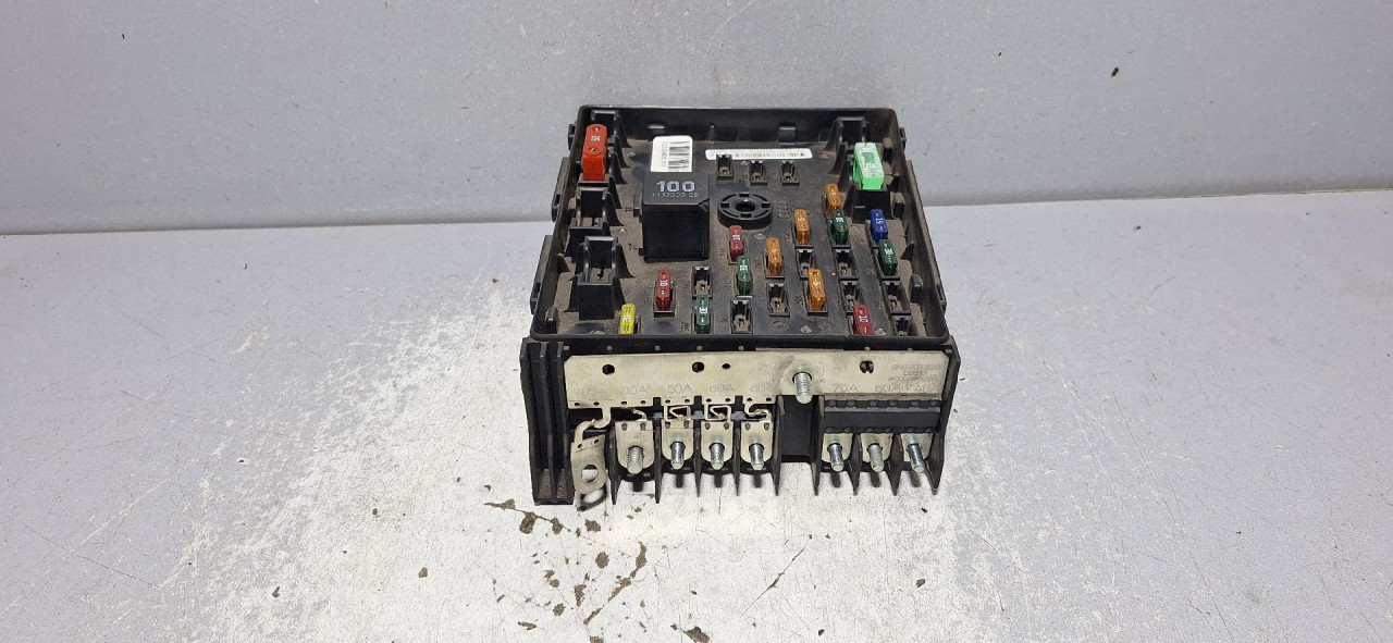 ELEKTRONIKA KUTIJA OSIGURACA AUDI Q3 > 11-15 3C0937125A