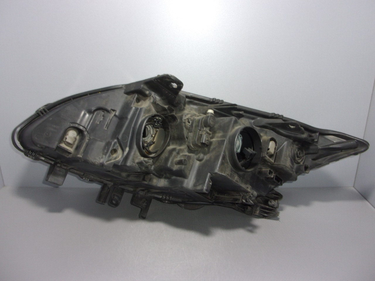 DIJELOVI FAR RENAULT LAGUNA > 07-10 260100033R