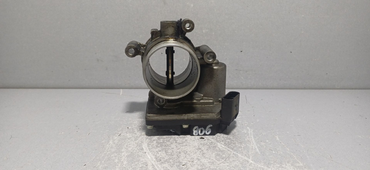DIJELOVI DOZER KLAPNA AUDI A4 (B8) > 12-15