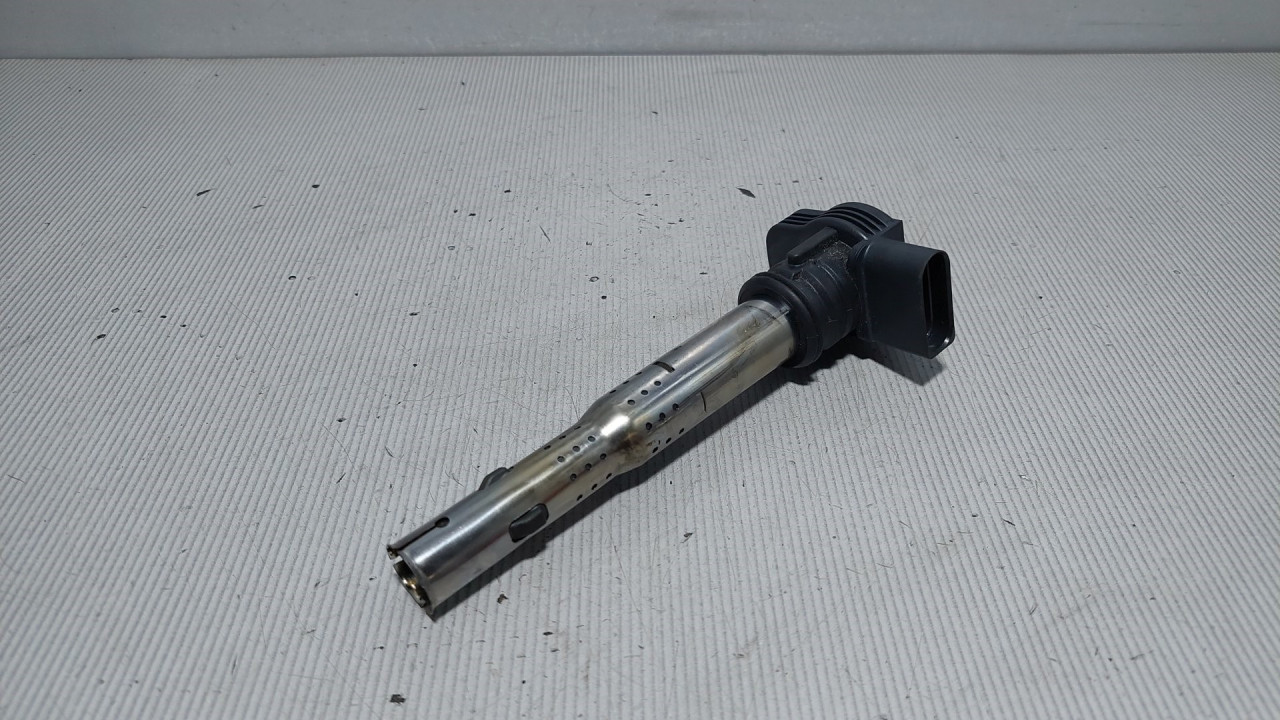 DIJELOVI BOMBINA AUDI A3 > 03-08 07K905715F