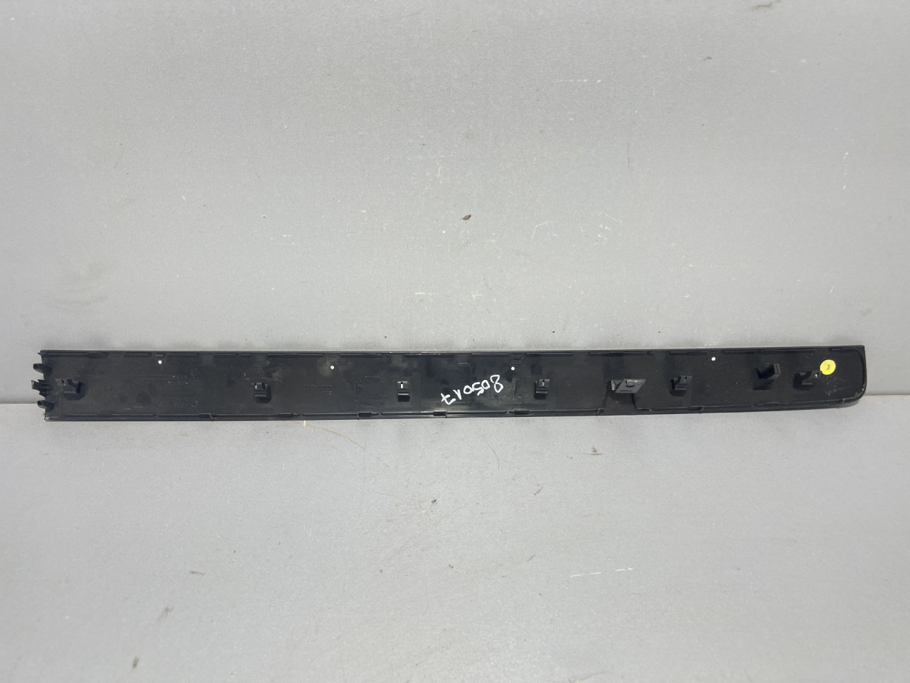 DIJELOVI LAJSNA VW PASSAT B7 > 10-14 3AC857211D