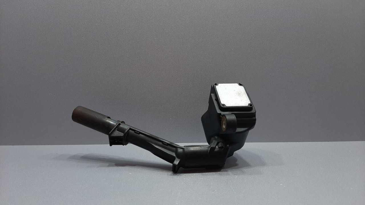 BOMBINA MERCEDES A KLASA (W176) > 12-15 A2749061400