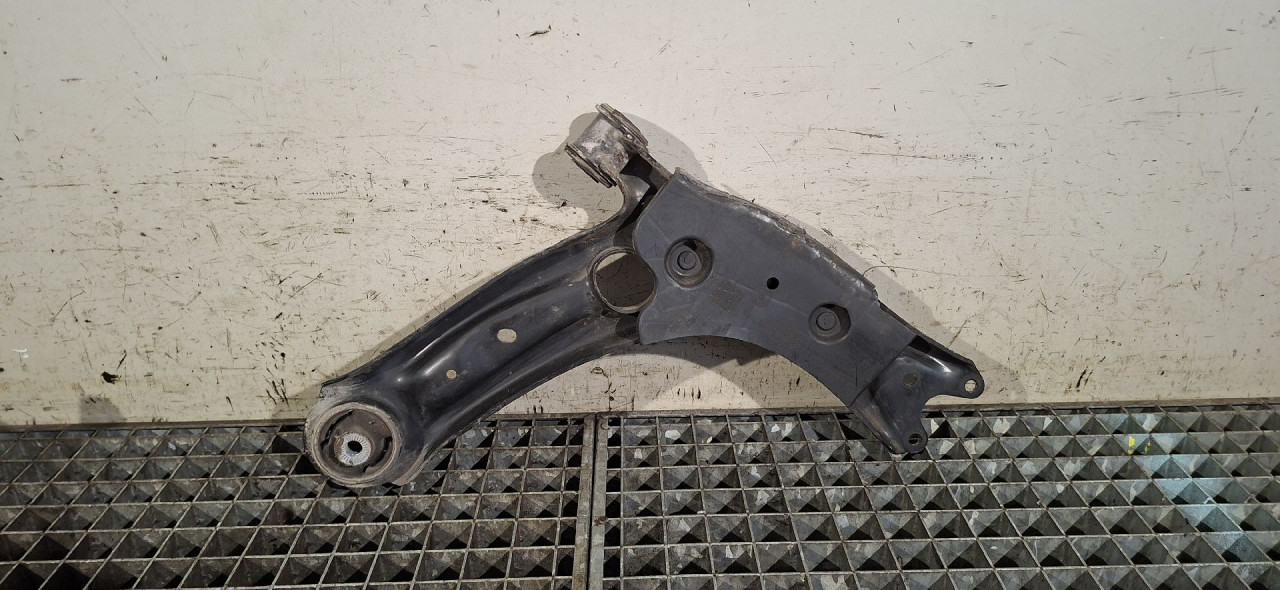 DIJELOVI LAFETA VW PASSAT B8 > 19 - 3Q0407153D