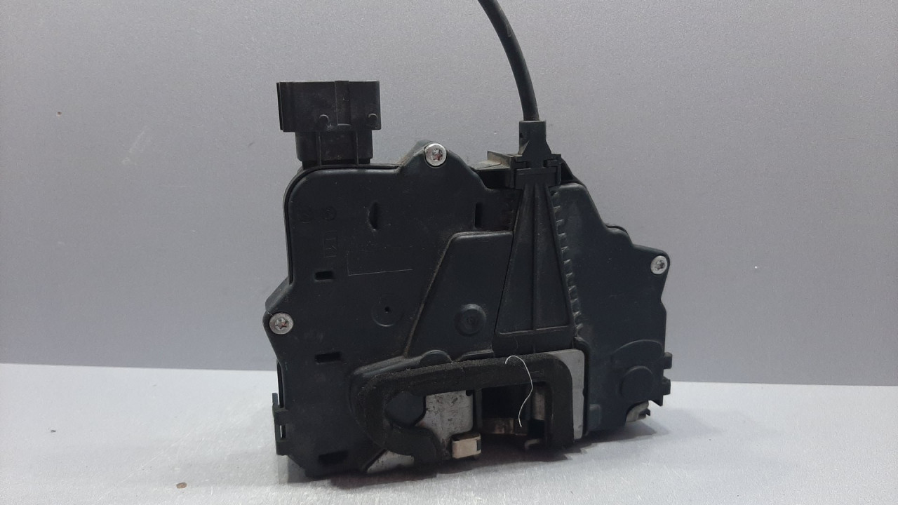 DIJELOVI BRAVA VRATA FIAT GRANDE PUNTO > 05-09 51797557