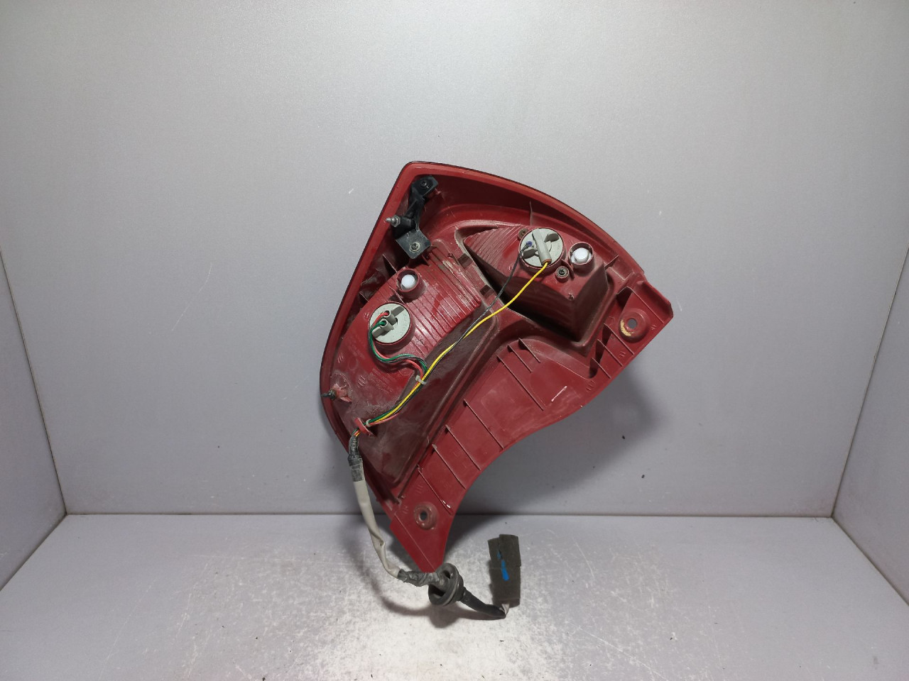 DIJELOVI STOP SVJETLO KIA PICANTO > 11-15 924021Y0
