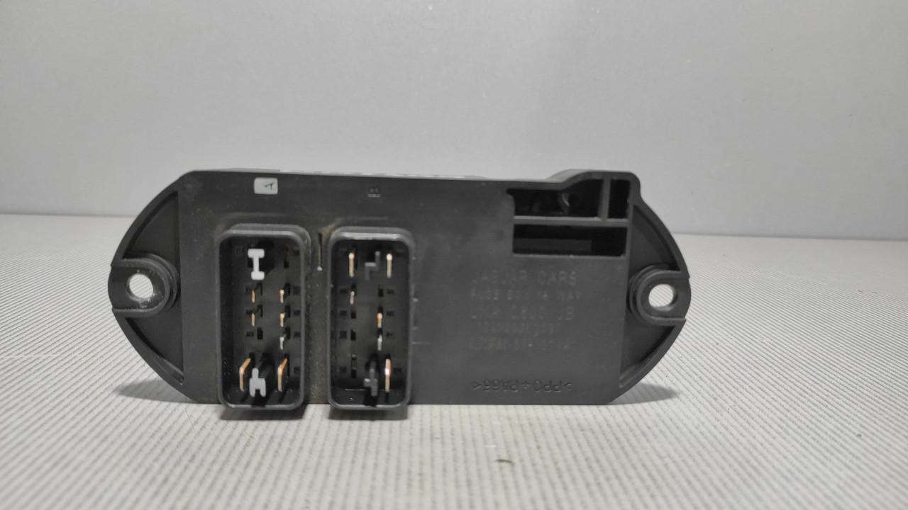 ELEKTRONIKA KUTIJA OSIGURACA JAGUAR XJ > 97-03 51815700