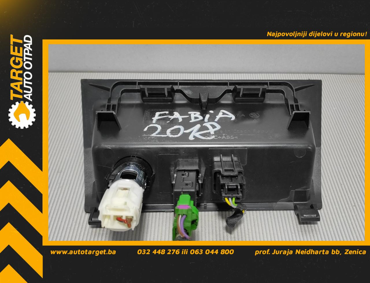DIJELOVI PLASTIKA SKODA FABIA > 14- 6V0857367A