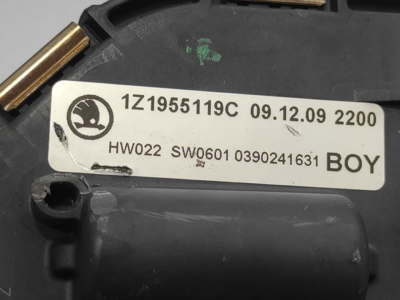 MOTORIC PREDNJEG BRISACA SKODA OCTAVIA > 04-08 1Z1955119C