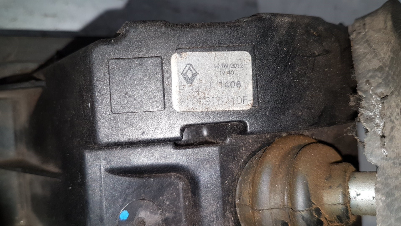 DIJELOVI SALTEBLA DACIA DUSTER > 10-13 8200976710F