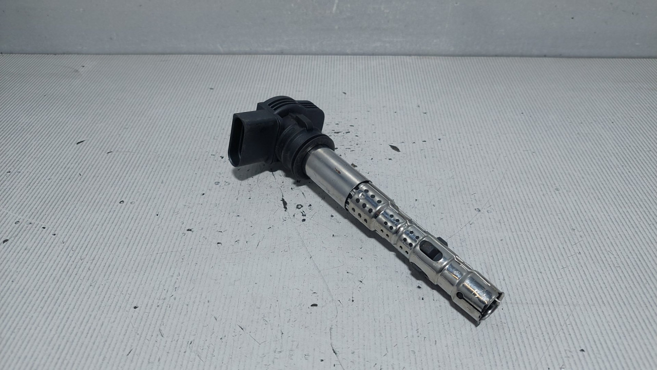 DIJELOVI BOMBINA VW GOLF 5 > 03-08 06F905115F
