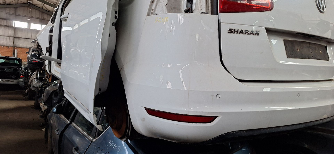 DIJELOVI BRANIK VW SHARAN > 10- 2.0 7N0807421CGRU