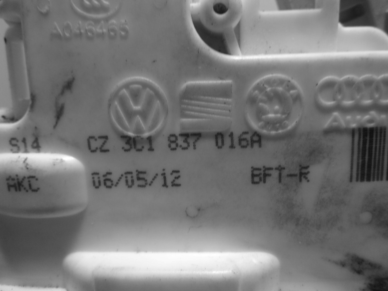 BRAVA VRATA VW PASSAT B6 > 05-10 VW054034 3C1837016A