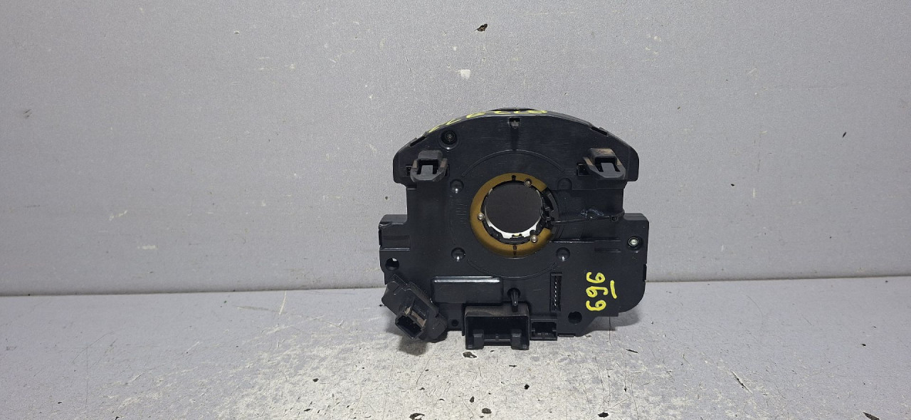 DIJELOVI SPULA VOLANA AUDI A4 (B8) > 12-15 2.0 8R0953568Q