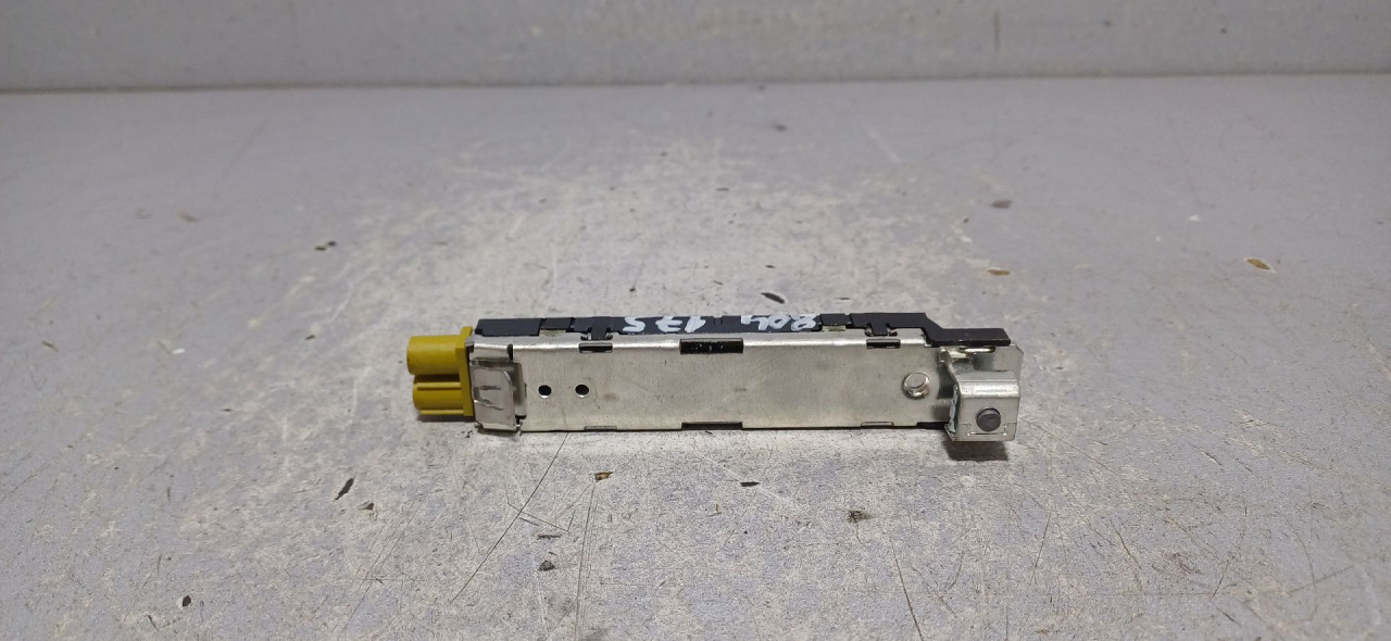 DIJELOVI ANTENA AUDI Q5 (FY) > 20 -  80A035225P